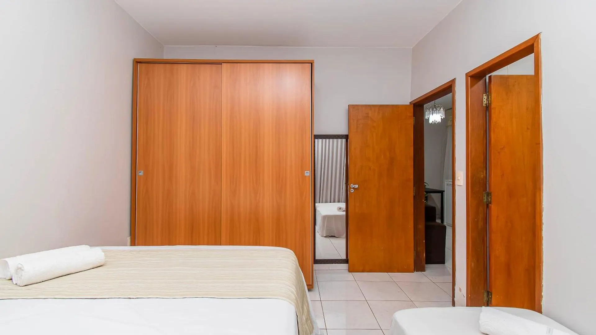 Suite Aconchegante No Centro De Brasilia Em Casa Compartilhada Homestay
